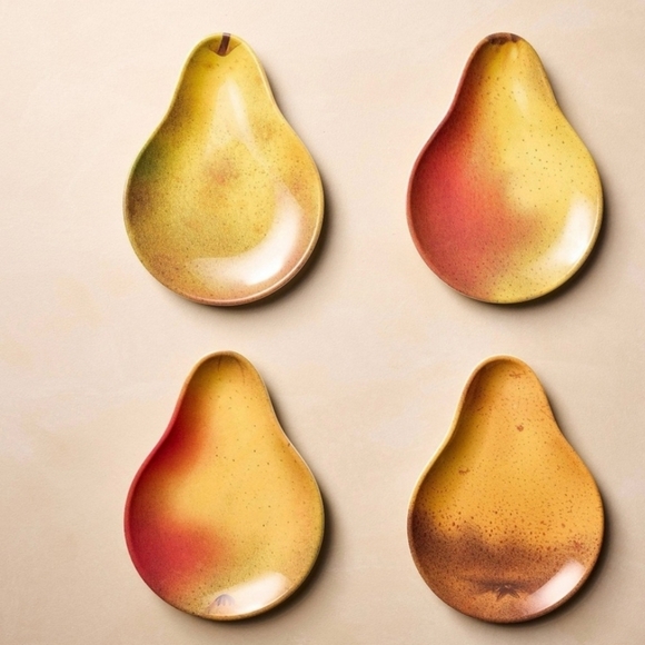Set of 4 John Derian Target Melamine Pear Fruit Shaped Dessert Plates 9 x 7” - Picture 3 of 12